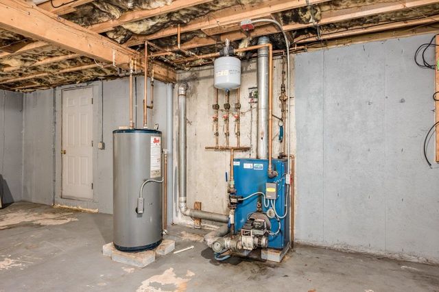 21 Holly Lane, Farmington, NH 03835