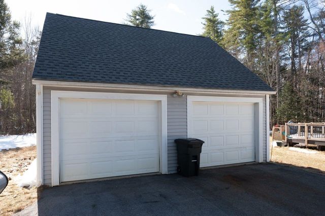 21 Holly Lane, Farmington, NH 03835