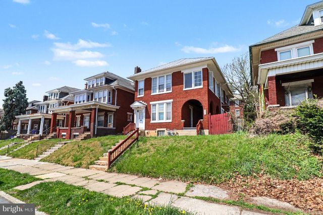 2038 MARKET ST, Harrisburg, PA 17103