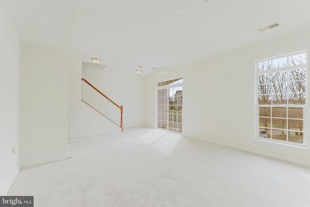 16804 NUTTAL OAK PL, Woodbridge, VA 22191