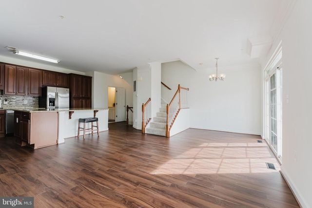 16804 NUTTAL OAK PL, Woodbridge, VA 22191