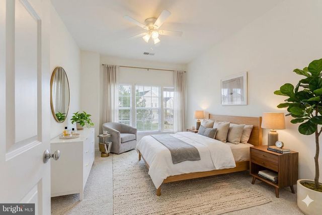 16804 NUTTAL OAK PL, Woodbridge, VA 22191