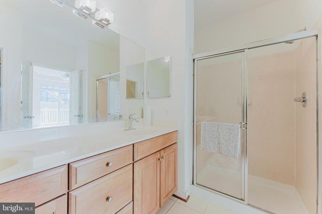 16804 NUTTAL OAK PL, Woodbridge, VA 22191