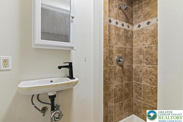 510 5Th Avenue, Bethlehem City, PA 18018
