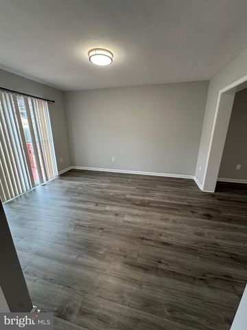 6605 HUNTSHIRE DR, Elkridge, MD 21075