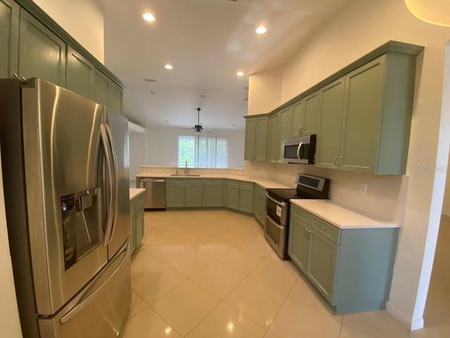 11744 HOLLY CREEK DRIVE, Riverview, FL 33569