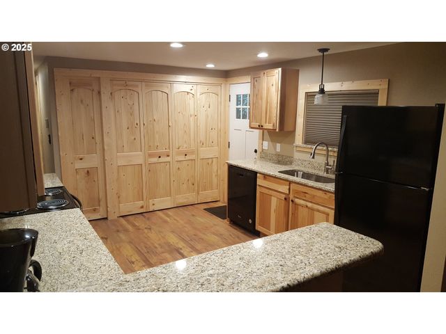 84632 BAILEY Ln, Wallowa Lake, OR 97846