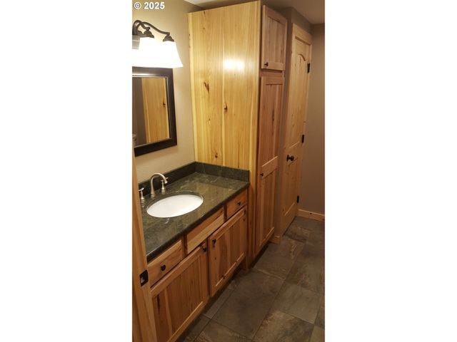 84632 BAILEY Ln, Wallowa Lake, OR 97846