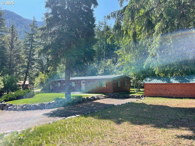 84632 BAILEY Ln, Wallowa Lake, OR 97846