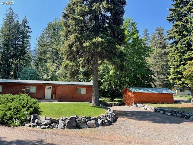 84632 BAILEY Ln, Wallowa Lake, OR 97846
