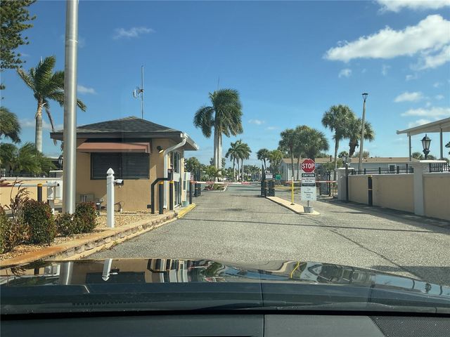 2100 KINGS HIGHWAY 98, Port Charlotte, FL 33980