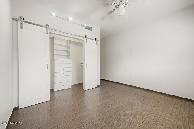 355 E THOMAS Road B106, Phoenix, AZ 85012