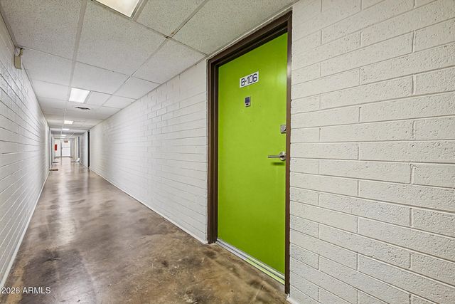 355 E THOMAS Road B106, Phoenix, AZ 85012