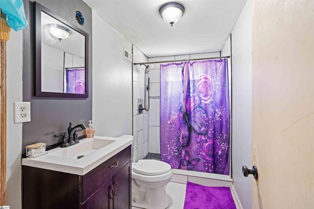108 West Hampton Avenue, Honea Path, SC 29654