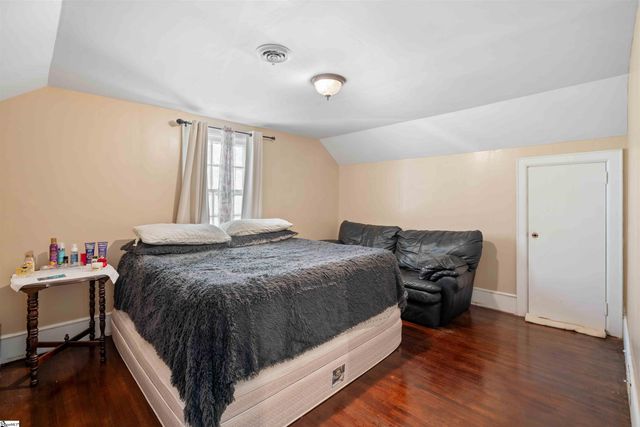 108 West Hampton Avenue, Honea Path, SC 29654
