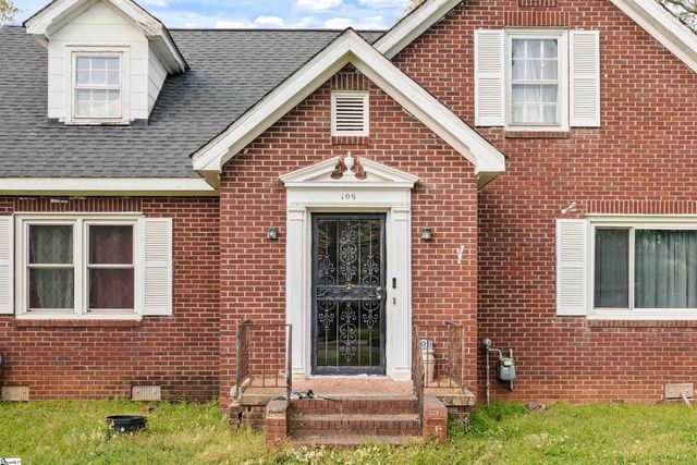 108 West Hampton Avenue, Honea Path, SC 29654