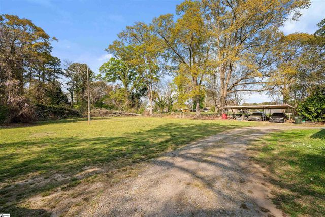 108 West Hampton Avenue, Honea Path, SC 29654