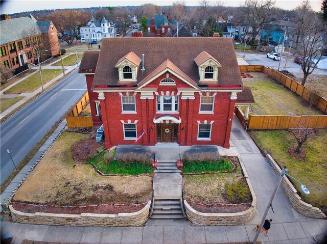 2028 Clay Street, St Joseph, MO 64501