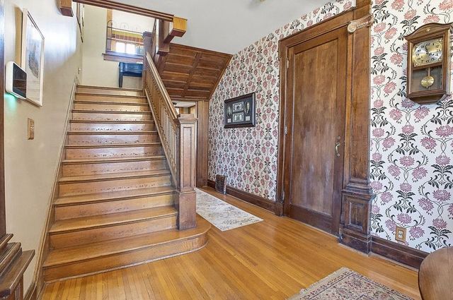 2028 Clay Street, St Joseph, MO 64501