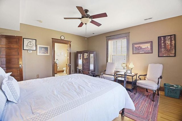 2028 Clay Street, St Joseph, MO 64501