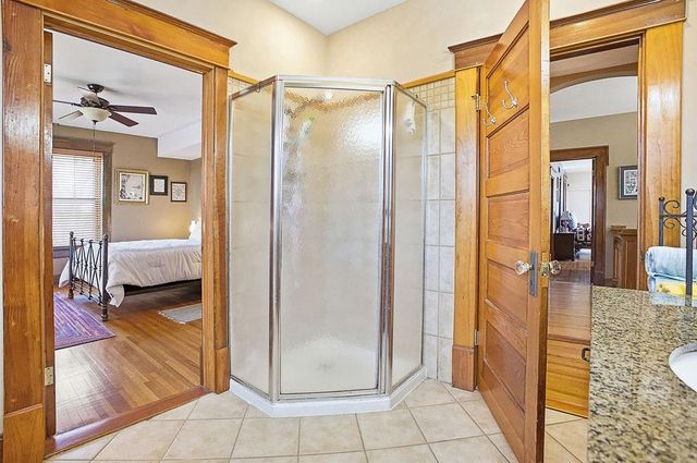 2028 Clay Street, St Joseph, MO 64501