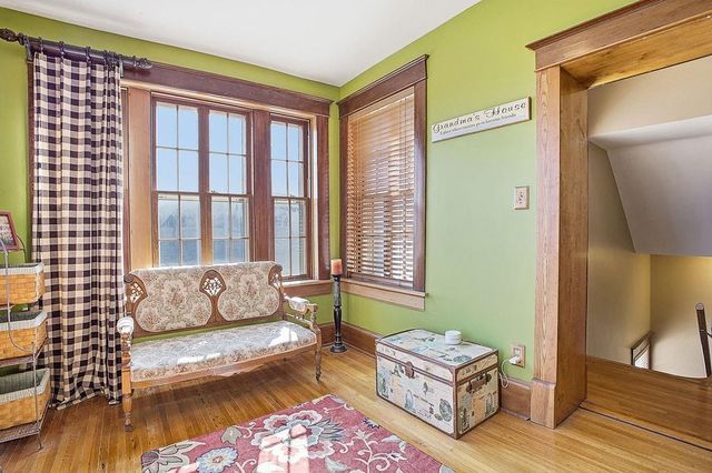 2028 Clay Street, St Joseph, MO 64501