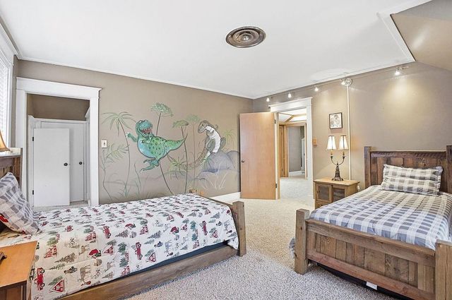 2028 Clay Street, St Joseph, MO 64501