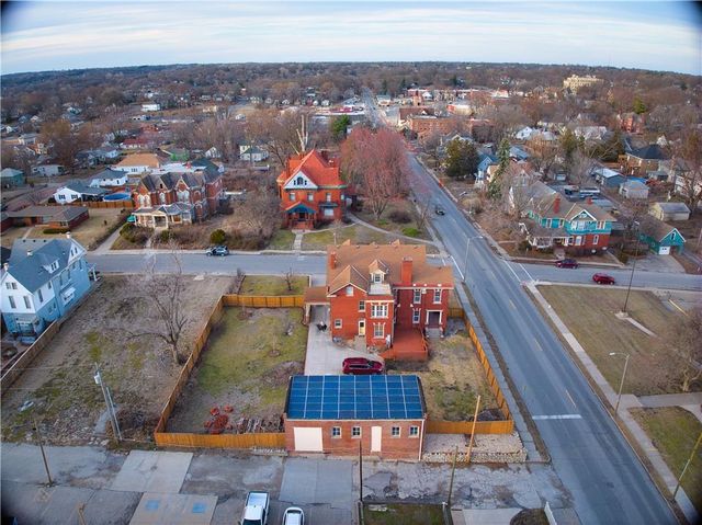 2028 Clay Street, St Joseph, MO 64501