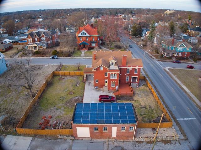 2028 Clay Street, St Joseph, MO 64501