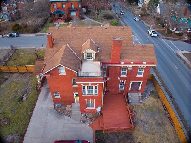 2028 Clay Street, St Joseph, MO 64501