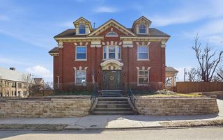 2028 Clay Street, St Joseph, MO 64501