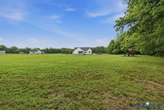 8085 Old Ridge Rd, Beaverdam, VA 23005