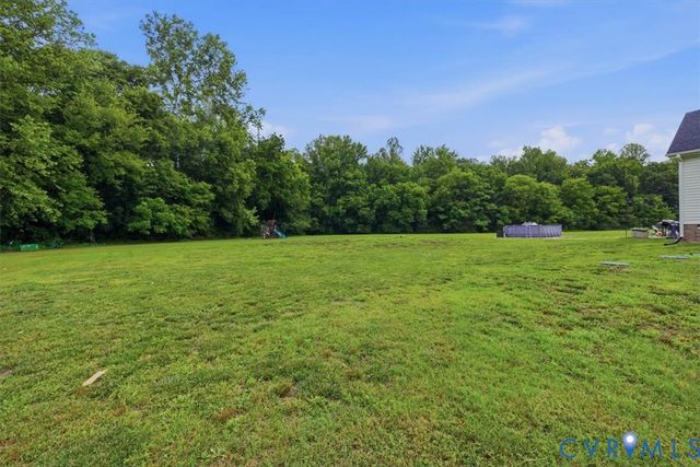 8085 Old Ridge Rd, Beaverdam, VA 23005