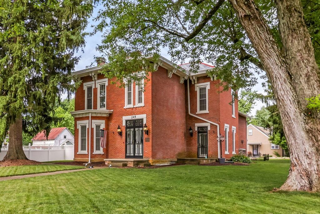 245 S Main Street, Pataskala, OH 43062