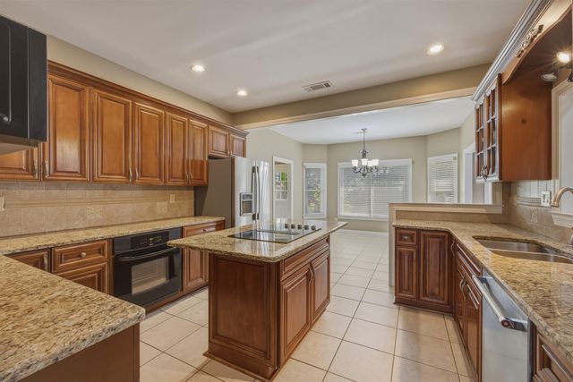 9533 DOGWOOD ESTATES DR, Germantown, TN 38139