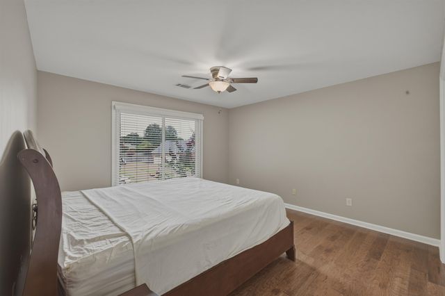 9533 DOGWOOD ESTATES DR, Germantown, TN 38139
