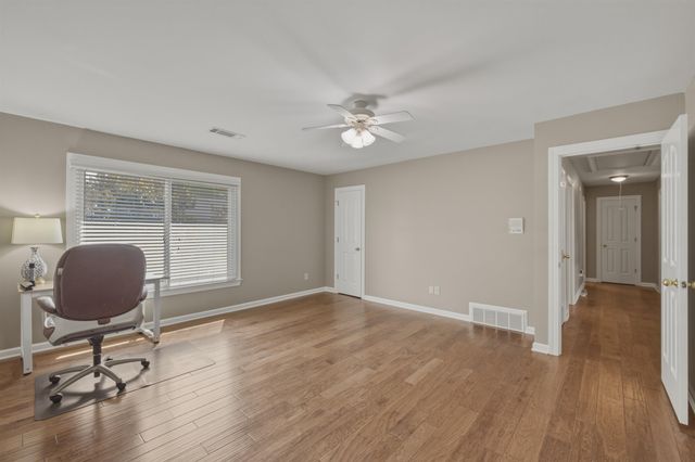 9533 DOGWOOD ESTATES DR, Germantown, TN 38139
