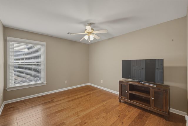 9533 DOGWOOD ESTATES DR, Germantown, TN 38139