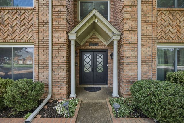 9533 DOGWOOD ESTATES DR, Germantown, TN 38139