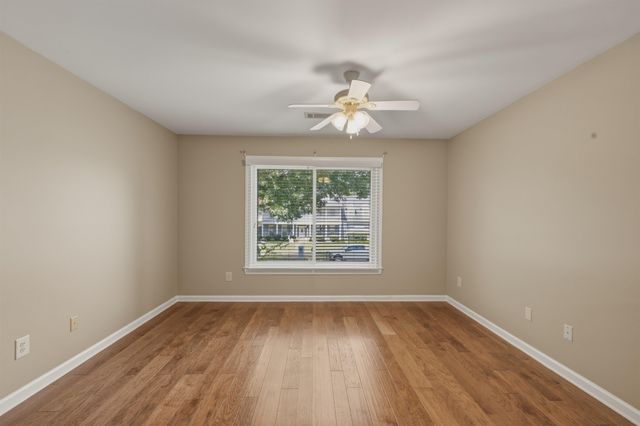 9533 DOGWOOD ESTATES DR, Germantown, TN 38139