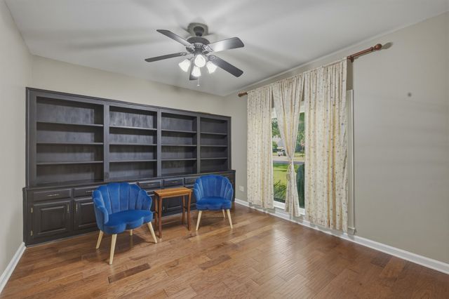 9533 DOGWOOD ESTATES DR, Germantown, TN 38139