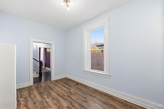 802 Delhi Avenue, Cincinnati, OH 45204