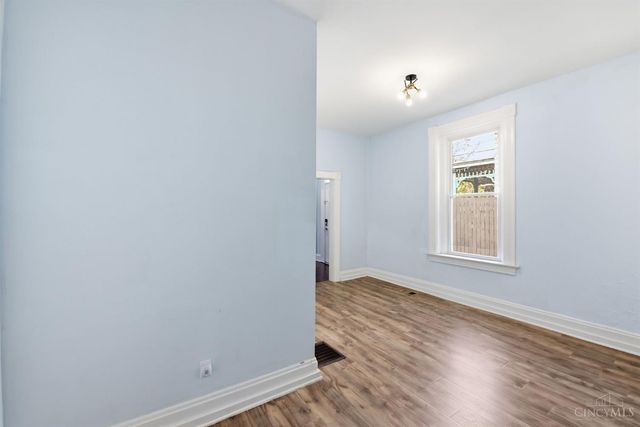 802 Delhi Avenue, Cincinnati, OH 45204