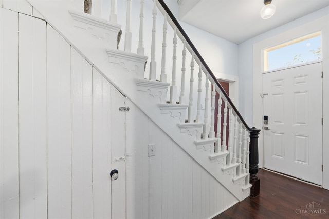 802 Delhi Avenue, Cincinnati, OH 45204