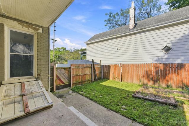 802 Delhi Avenue, Cincinnati, OH 45204