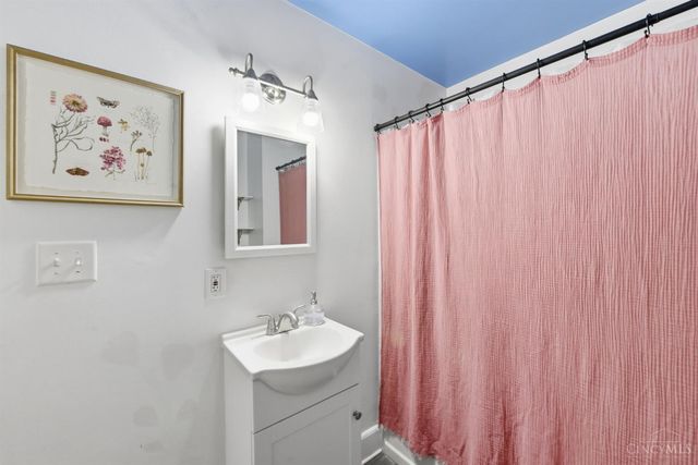 802 Delhi Avenue, Cincinnati, OH 45204