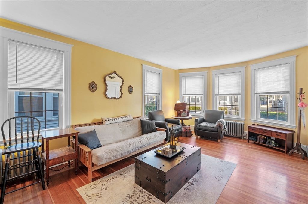 9 Glover St 1, Salem, MA 01970