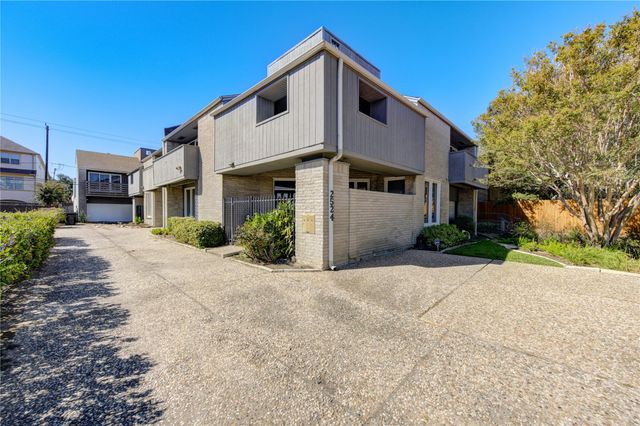 2524 Nantucket Drive B, Houston, TX 77057
