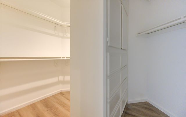 2524 Nantucket Drive B, Houston, TX 77057