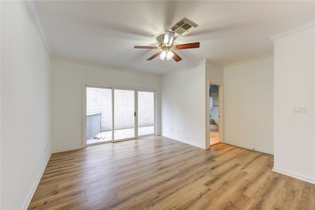 2524 Nantucket Drive B, Houston, TX 77057
